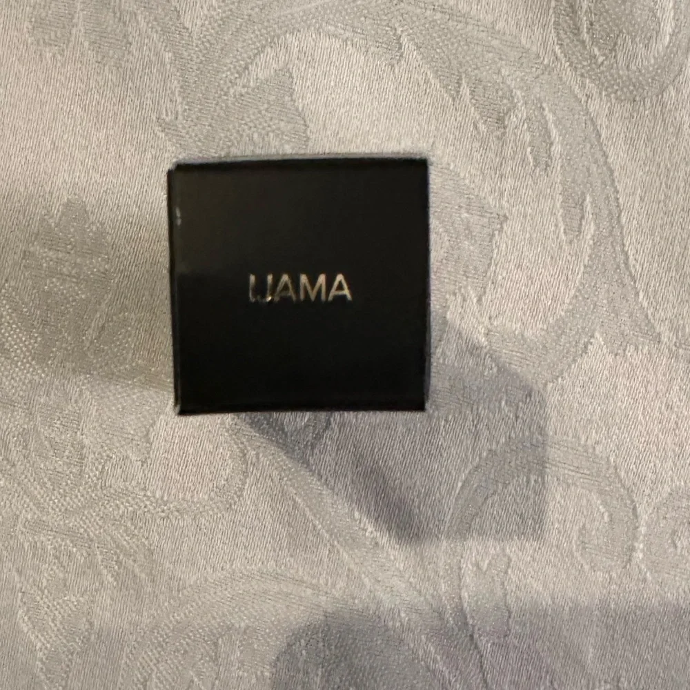 MISCHO BEAUTY Lipstick in Ijama
